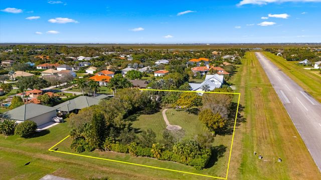 15595 Lindbergh Lane, Wellington, FL 33414