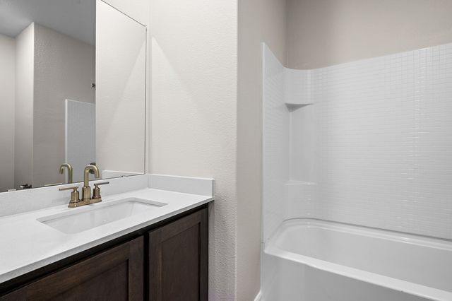 6338 Emerald Tree Lane, Dallas, TX 75241