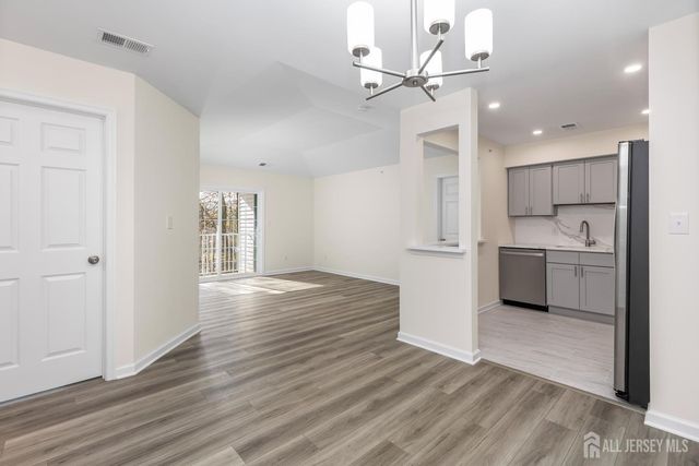 1234 Waterford Drive, Edison, NJ 08817