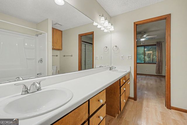 500 Hickory Hills Trail, Stone Mountain, GA 30083