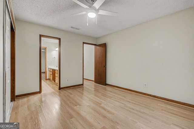 500 Hickory Hills Trail, Stone Mountain, GA 30083