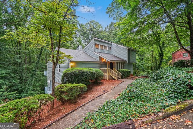 500 Hickory Hills Trail, Stone Mountain, GA 30083