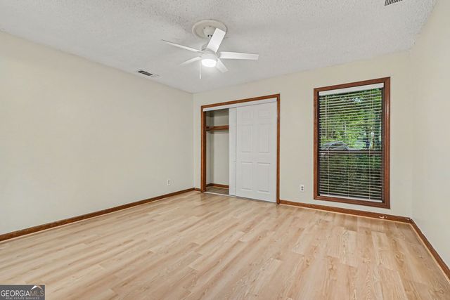 500 Hickory Hills Trail, Stone Mountain, GA 30083