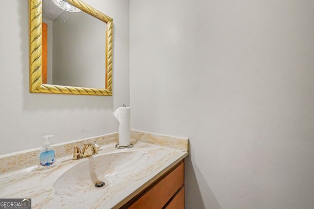 500 Hickory Hills Trail, Stone Mountain, GA 30083