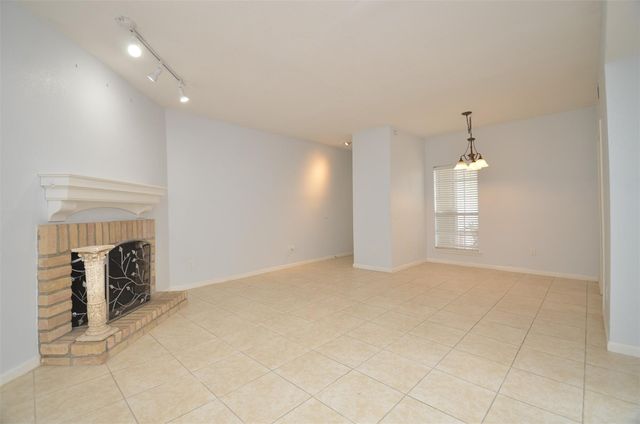 9809 Richmond Avenue G1, Houston, TX 77042