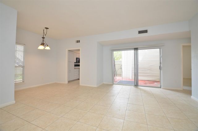 9809 Richmond Avenue G1, Houston, TX 77042