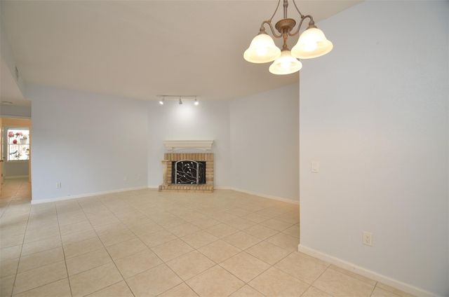 9809 Richmond Avenue G1, Houston, TX 77042