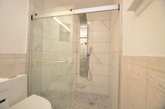 9809 Richmond Avenue G1, Houston, TX 77042