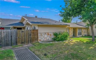 2521 Longmire Drive, College Station, TX 77845