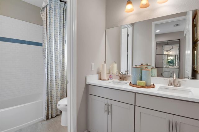 205 ENCLAVE AVENUE, Palm Coast, FL 32164