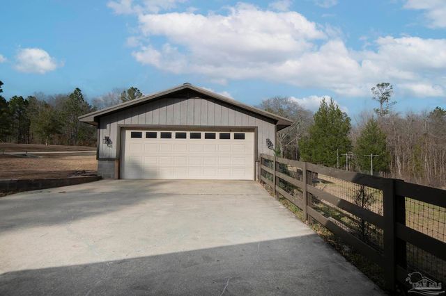 3030 Booneville Rd, Atmore, AL 36502