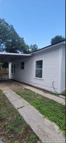 1514 W LYNWOOD AVE, San Antonio, TX 78201