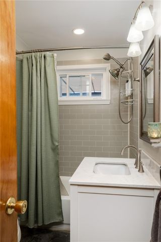 23 Middle Road, Horseheads, NY 14845