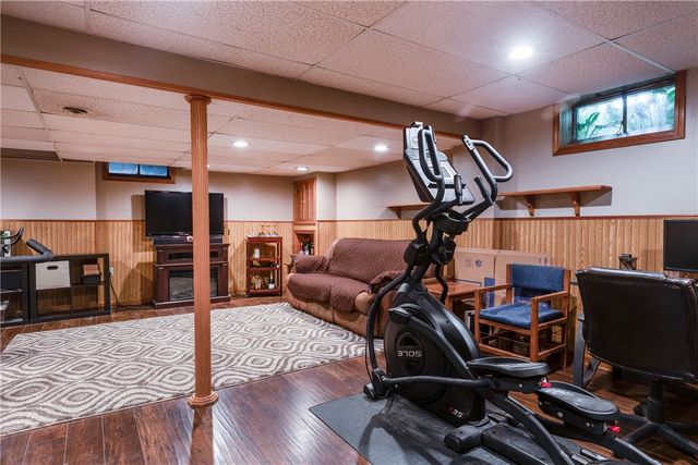 23 Middle Road, Horseheads, NY 14845