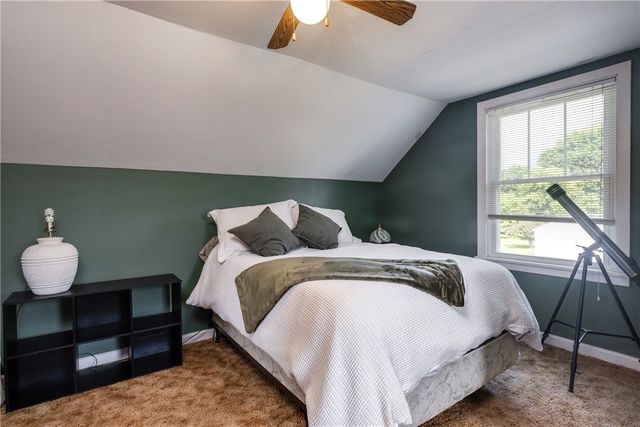 23 Middle Road, Horseheads, NY 14845