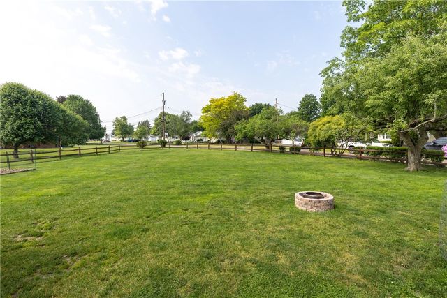 23 Middle Road, Horseheads, NY 14845