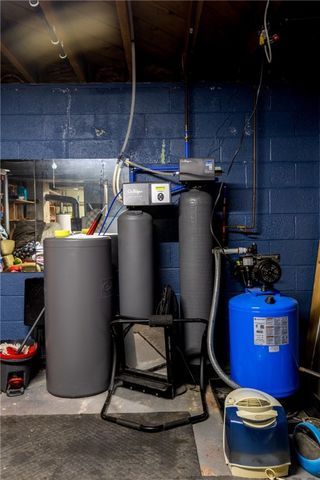 23 Middle Road, Horseheads, NY 14845