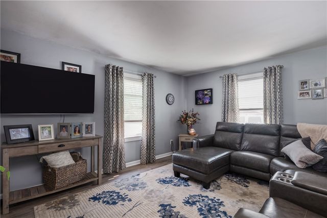 23 Middle Road, Horseheads, NY 14845