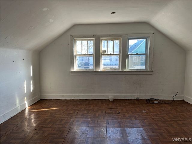 230 Dutton Avenue, Buffalo, NY 14211