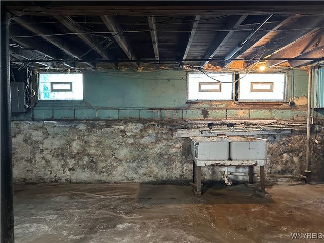 230 Dutton Avenue, Buffalo, NY 14211