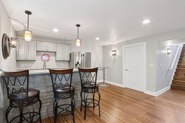 822 Lorrin PLACE #5, West Bend, WI 53095