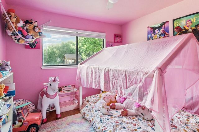 704 Daybrook Dr, Windsor, CA 95492