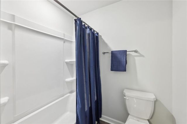 1332 Stephens View Drive, Loganville, GA 30052