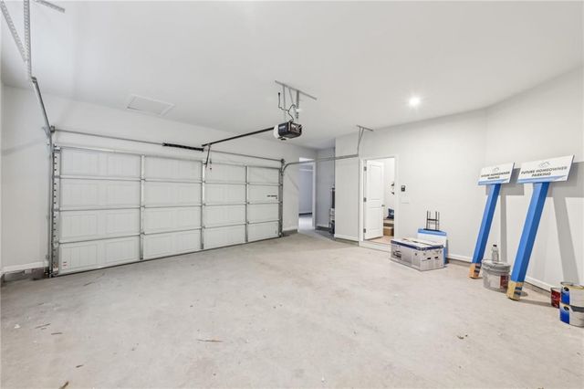 1332 Stephens View Drive, Loganville, GA 30052