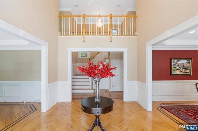 17 Constitution Avenue, Roxbury Township, NJ 07876