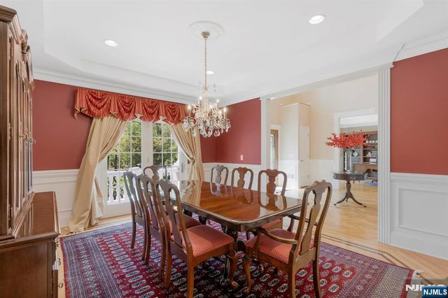 17 Constitution Avenue, Roxbury Township, NJ 07876