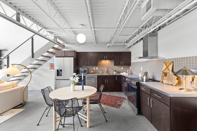 367 Auden Avenue, 305, Columbus, OH 43215