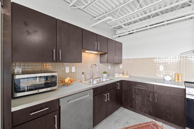 367 Auden Avenue, 305, Columbus, OH 43215