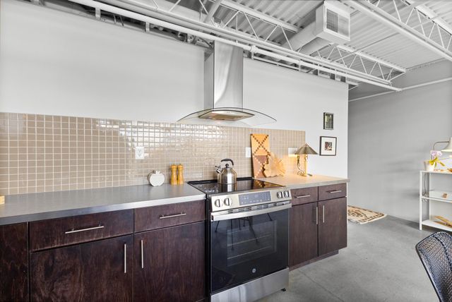 367 Auden Avenue, 305, Columbus, OH 43215