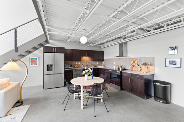 367 Auden Avenue, 305, Columbus, OH 43215