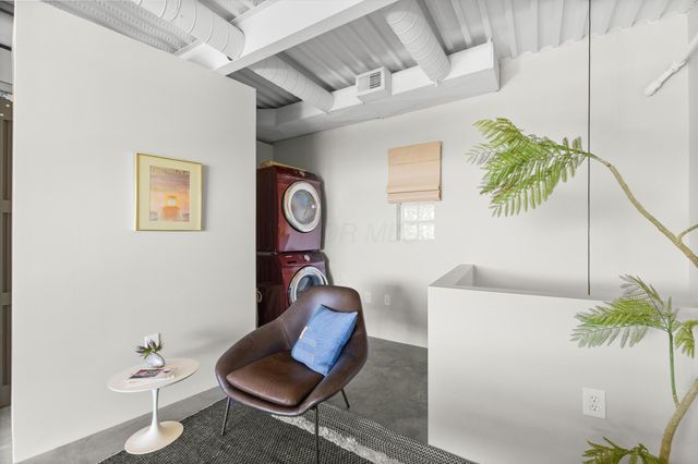 367 Auden Avenue, 305, Columbus, OH 43215