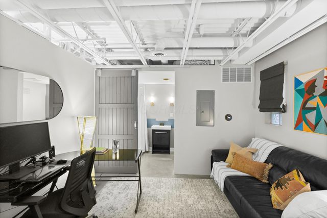 367 Auden Avenue, 305, Columbus, OH 43215