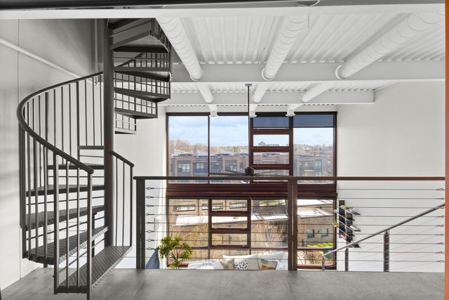 367 Auden Avenue, 305, Columbus, OH 43215