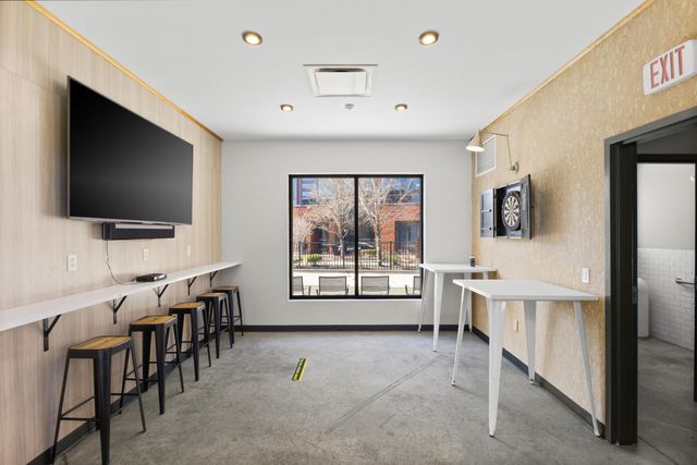 367 Auden Avenue, 305, Columbus, OH 43215