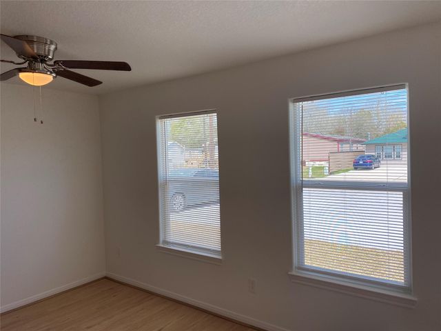 3722 Putnam Drive A, Bacliff, TX 77518