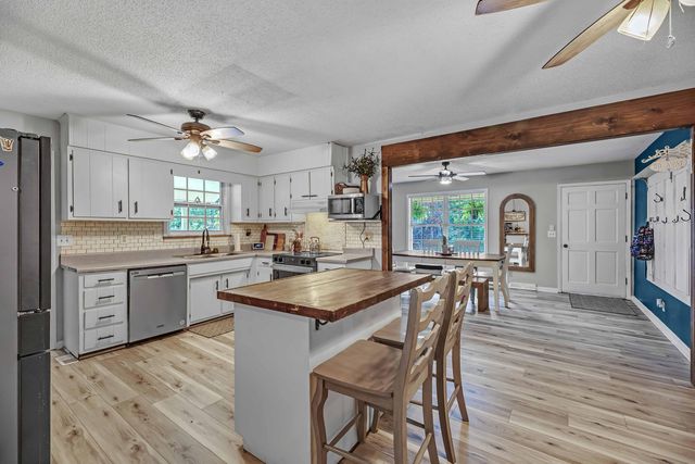 335 Winchester Road, Lenoir City, TN 37772