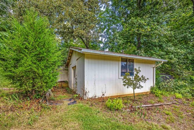 335 Winchester Road, Lenoir City, TN 37772
