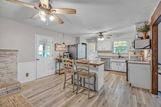 335 Winchester Road, Lenoir City, TN 37772