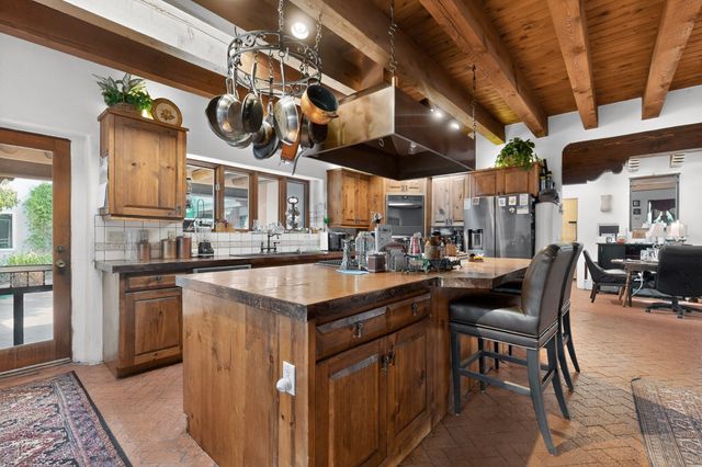 492 Old Las Vegas Highway, Santa Fe, NM 87505