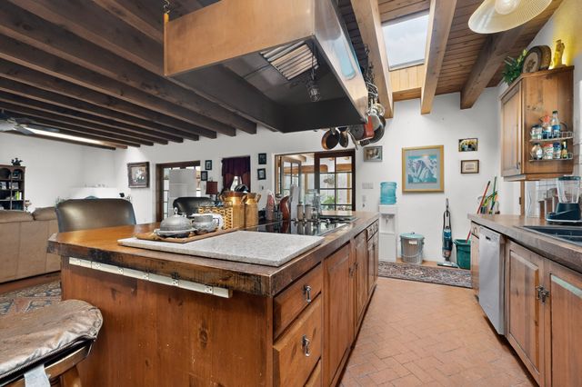 492 Old Las Vegas Highway, Santa Fe, NM 87505