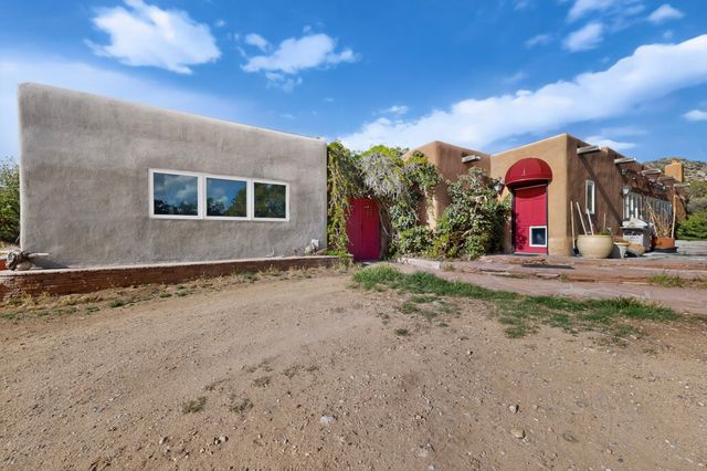 492 Old Las Vegas Highway, Santa Fe, NM 87505