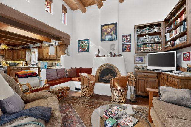 492 Old Las Vegas Highway, Santa Fe, NM 87505