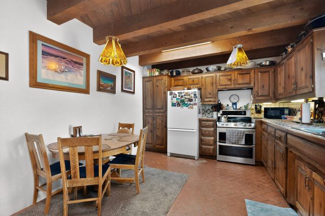 492 Old Las Vegas Highway, Santa Fe, NM 87505