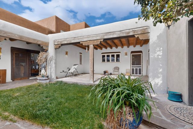 492 Old Las Vegas Highway, Santa Fe, NM 87505