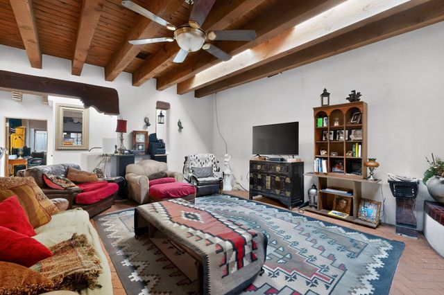 492 Old Las Vegas Highway, Santa Fe, NM 87505