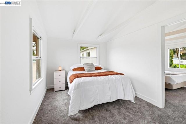 18425 18425 Pepper St, Castro Valley, CA 94546